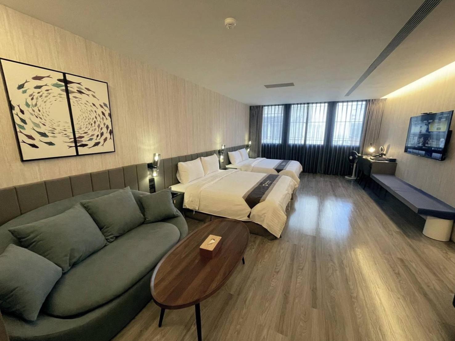 Hualien Pink Corner Hotel Exterior photo