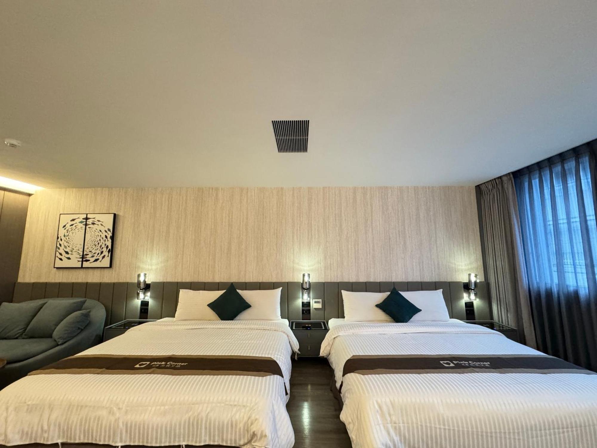 Hualien Pink Corner Hotel Exterior photo
